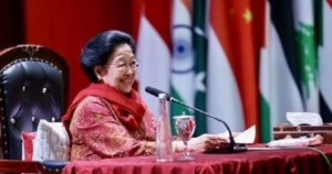Peringatan 70 Tahun Asia-Afrika di Blitar, Megawati Mengenang Bung Karno Ditolak Soeharto Dimakamkan di Taman Makam Pahlawan