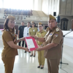 Pemkab Minahasa Serahkan SK Kenaikan Pangkat bagi Aparatur Sipil Negara