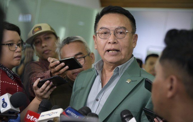 DPR Puji Mundurnya Kepala BAIS TNI Tetapi Tidak Boleh Hentikan Proses Penegakan Hukum Kasus Penyiraman Air Keras Andrie Yunus