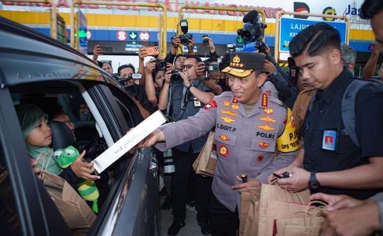 Kapolri: Tingkat Kecelakaan Lalu Lintas Selama Lebaran 2026 Menurun 7,8 Persen