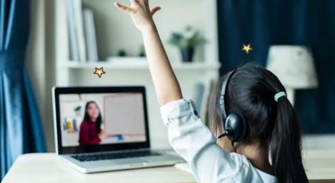 Pemerintah Batalkan Penerapan Pembelajaran Daring bagi Siswa yang Direncanakan Mulai April 2026