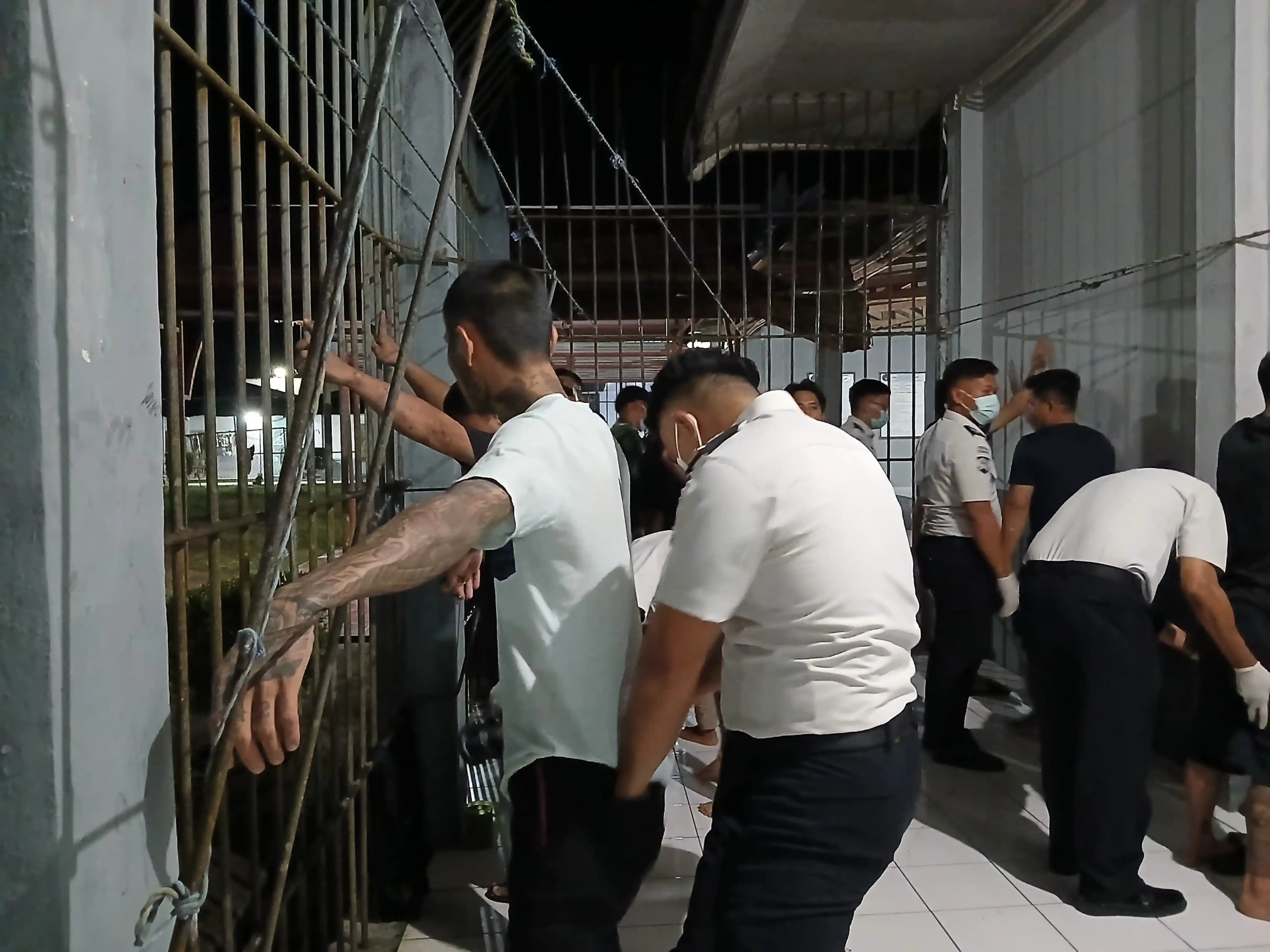 Fokus Deteksi Dini, Lapas Tondano Razia Hunian dan Tes Urine