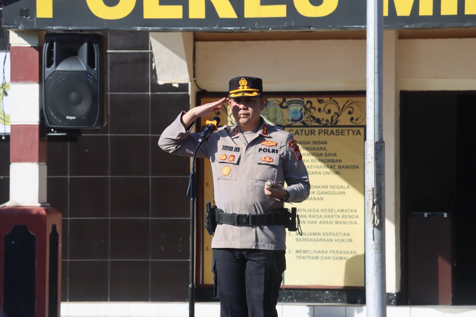 Kapolres Minahasa AKBP Steven Simbar Instruksikan Deteksi Dini Jelang Hari Buruh