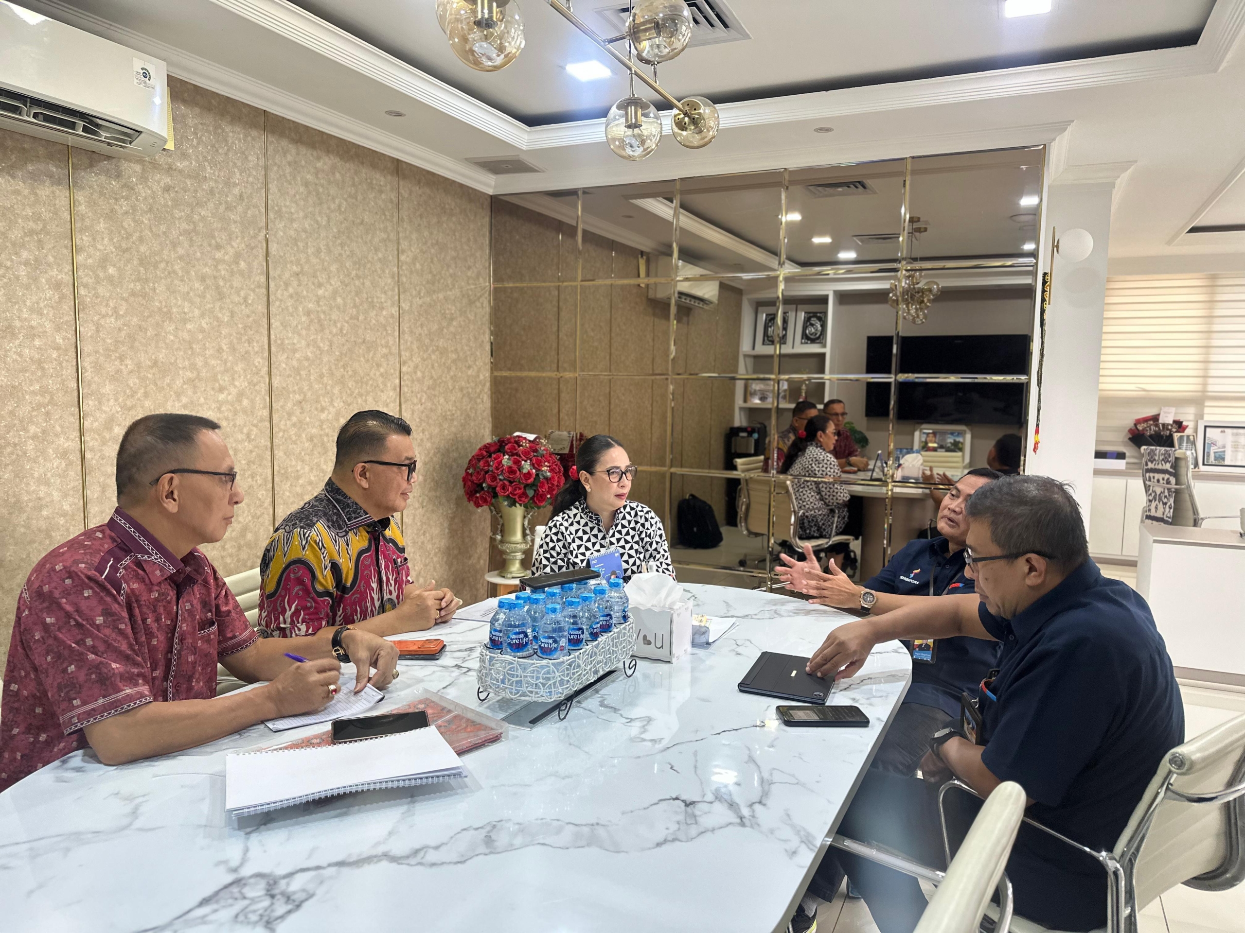 Pemkab Minahasa Ajukan Proposal Renovasi Stadion Maesa ke Kemenpora