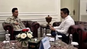 Seskab Teddy Silaturahmi dengan Wapres Gibran, Bahas Situasi Terkini di Tanah Air