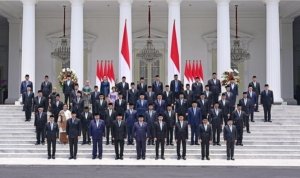 Isu Reshuffle Kabinet Merah Putih Mengemuka, Seskab Teddy: Tinggal Menunggu Waktu!