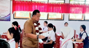 Buka USAJ di SMPN 4 Tondano, Bupati Minahasa: Jangan Mau Tertinggal, Siswa Harus ‘Naik Level’ 