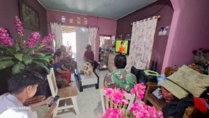 Koramil 1302-10 Sonder Pererat Kemanunggalan Lewat Nobar Piala Dunia