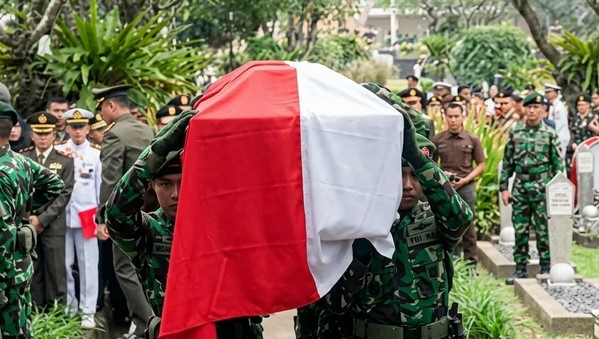 Jenazah Mantan Menhan Ryamizard Ryacudu Dimakamkan di TMP Nasional Utama Kalibata
