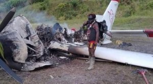KKB Kembali Berulah, Pesawat AMA di Bandara Ipdeheik Kabupaten Yahukimo Dibakar Pilot Tewas Dibunuh