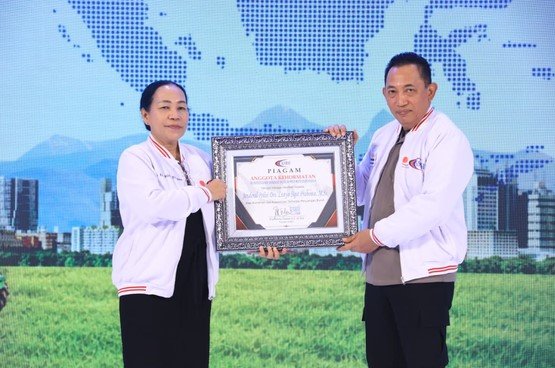 Selamat! Kapolri Jenderal Listyo Sigit Prabowo Diangkat Menjadi Anggota Kehormatan KSBSI