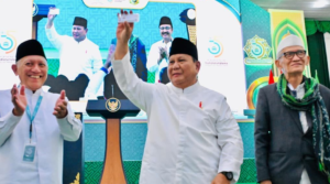 Prabowo Terima Kartu Anggota NU, Tegaskan Komitmen Gotong Royong untuk Kesejahteraan Rakyat