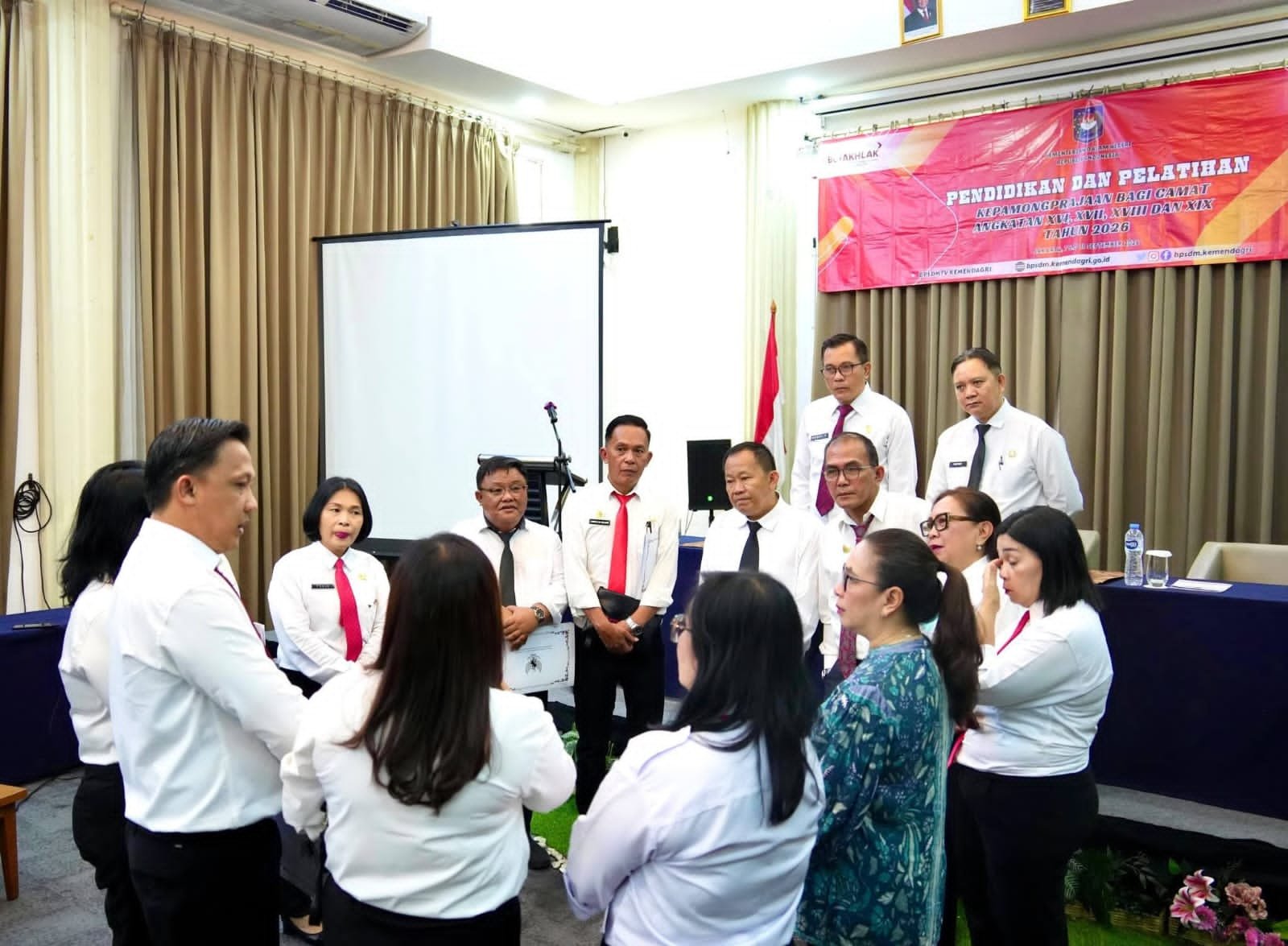 Pemkab Minahasa Perkuat Kapasitas Camat Lewat Diklat Kepamongprajaan di Jakarta