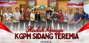 Wakil Bupati Minahasa Vanda Sarundajang Beribadah Bersama Jemaat KGPM Sidang Yeremia Jakarta
