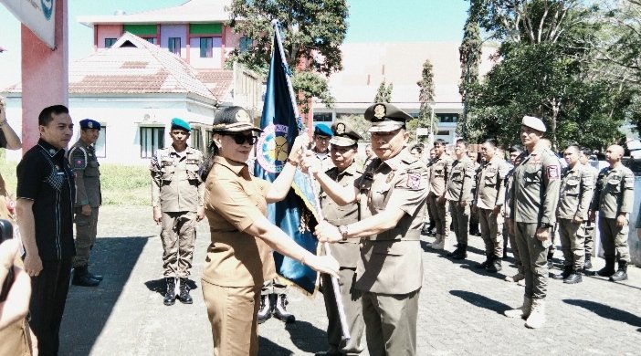 Lexie Korengkeng Resmi Jabat Plt. Kasat Pol PP Minahasa, Sekda Lynda Watania Ingatkan Soal Penguatan Trantibum
