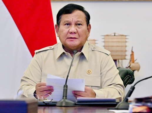 Pimpin Ratas di Istana Merdeka, Prabowo: Bantuan Beras Dilanjutkan hingga Desember 2026 dan Langsung Terima 30 Kilogram