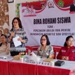 Sekda Lynda Watania di SMPN 1 Kakas: Tindakan Hari Ini Tentukan Wajah Indonesia Esok
