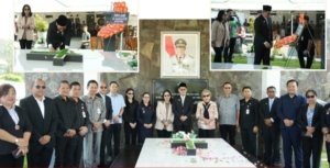 Terima Kunjungan Wali Kota Bitung, Wabup Vanda Sarundajang Sambut Rombongan Ziarah di Makam SHS